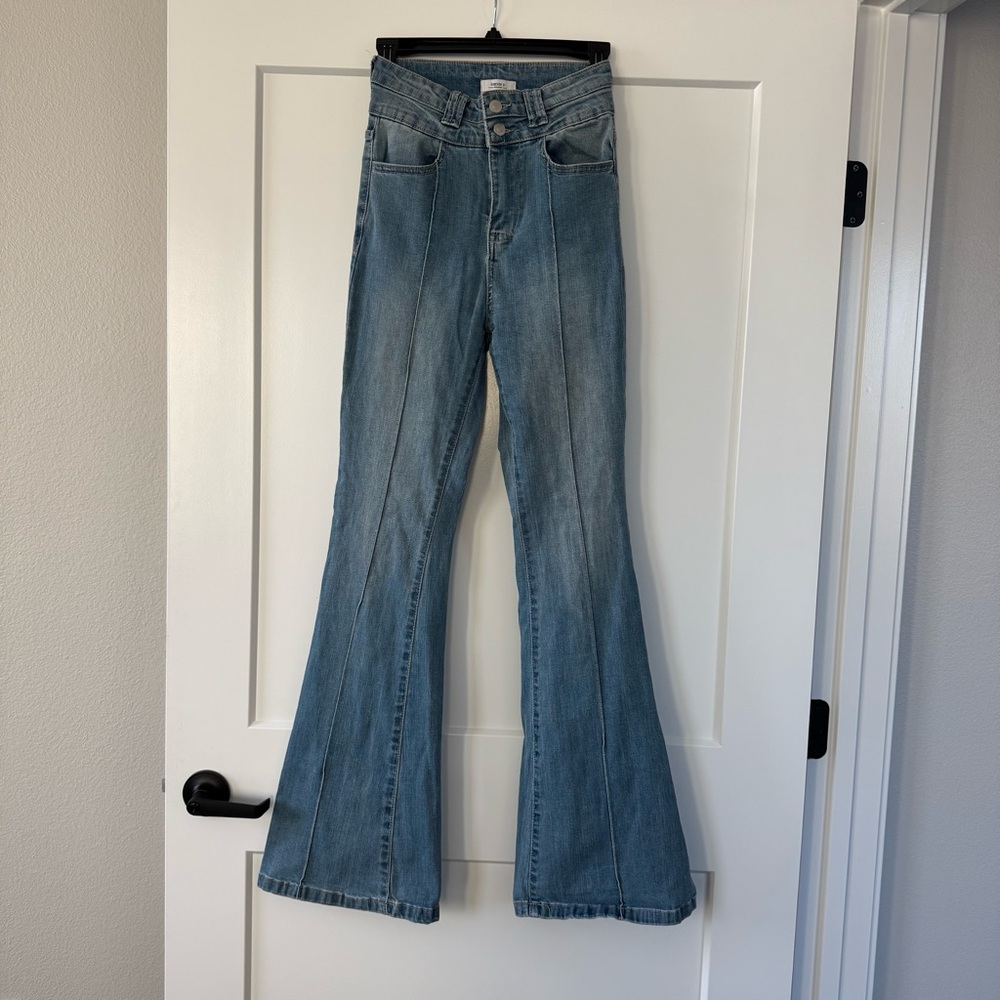Forever 21 Premium High-Rise Flare Jeans Size 26 Boho Festival Bootcut Denim Y2K